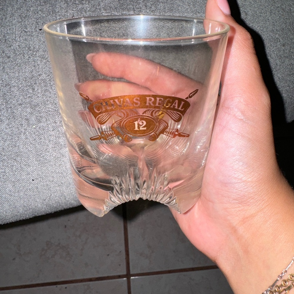 Chivas Regal 12 -2 glasses